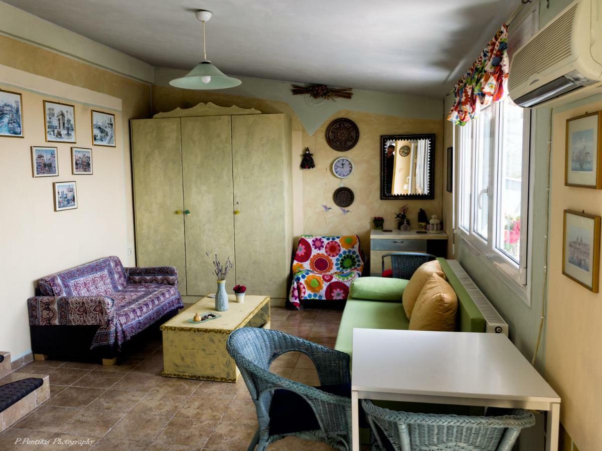 Iakinthi Apartment Kavala Esterno foto